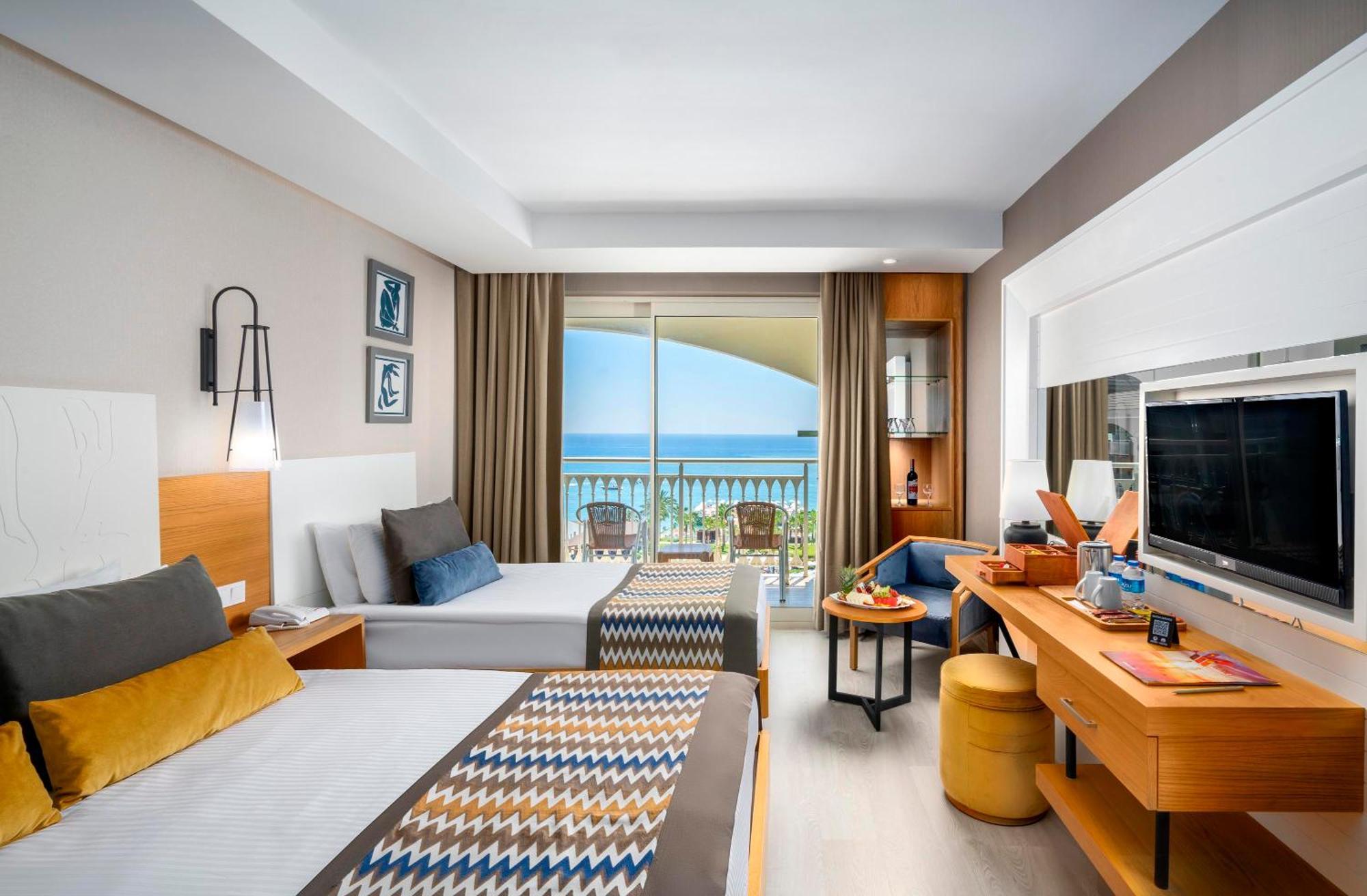 Resort Sidera Kirman Premium Okurcalar