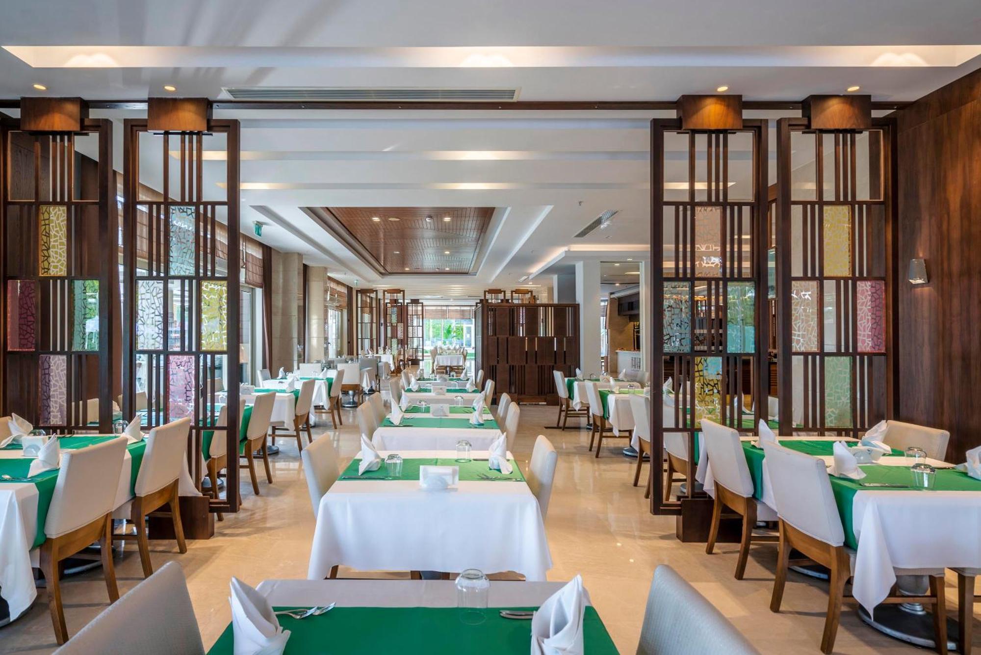 Resort Sidera Kirman Premium Okurcalar