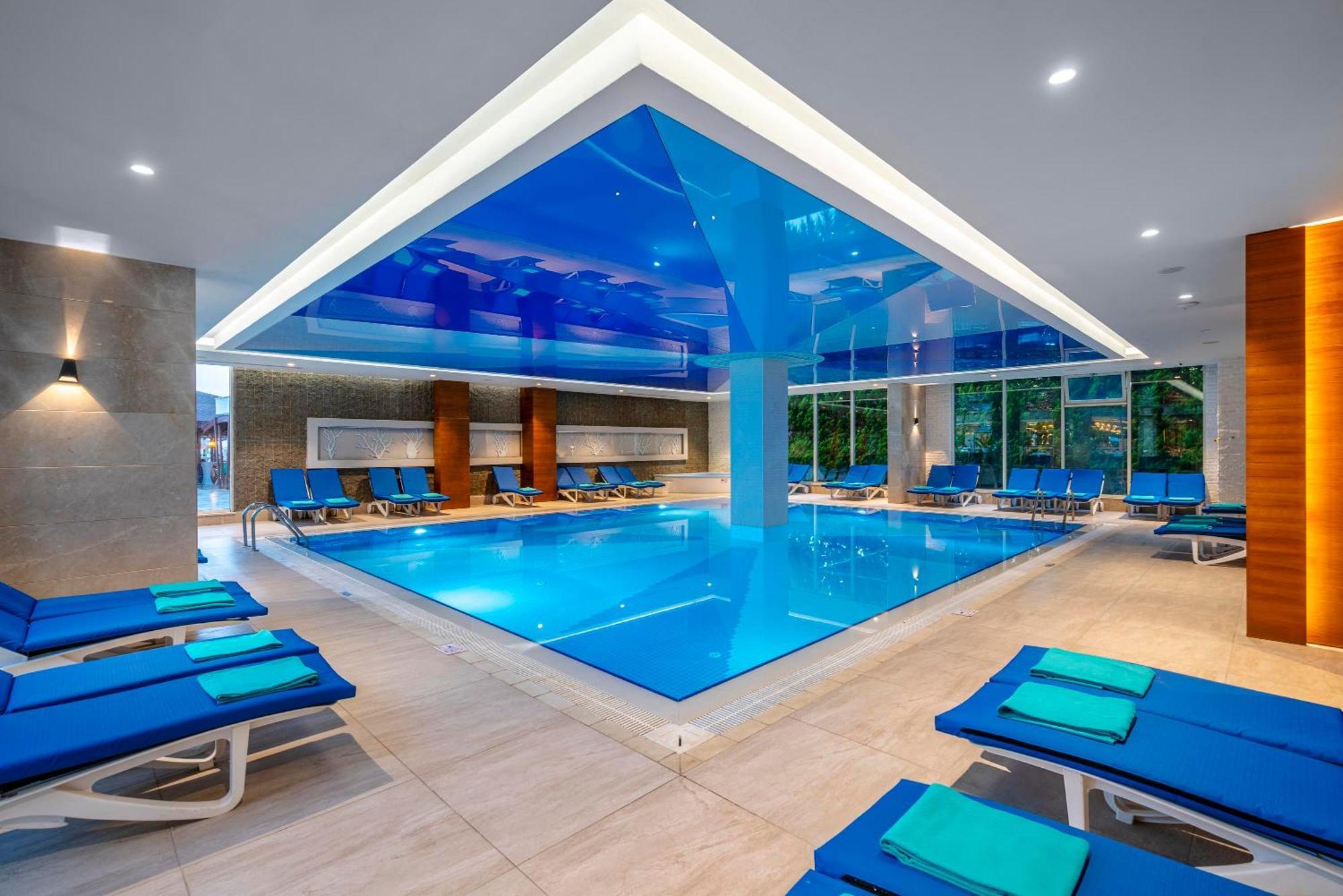 Resort Sidera Kirman Premium Okurcalar
